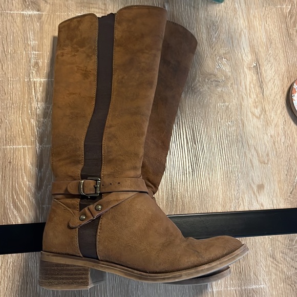 Aldo Women’s Riding Boot - Picture 5 of 5